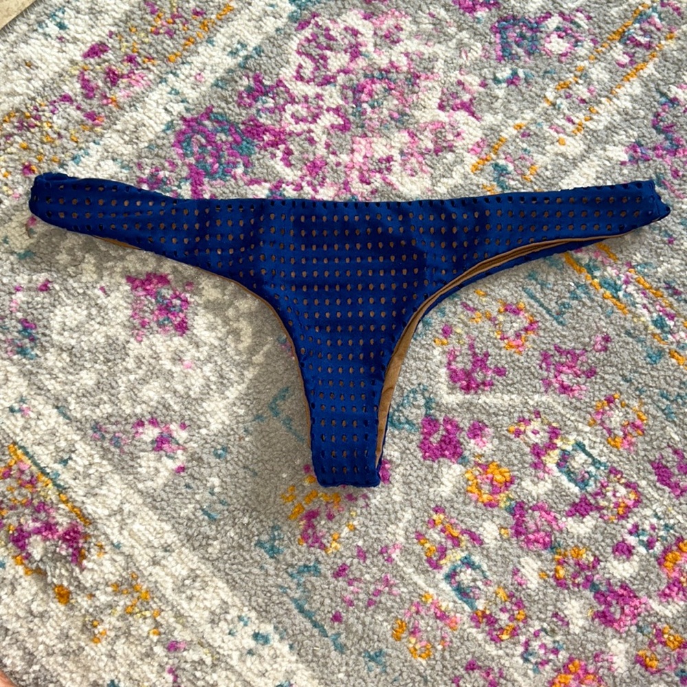 *S O L D* ACACIA HO’OKIPA OCEAN MESH